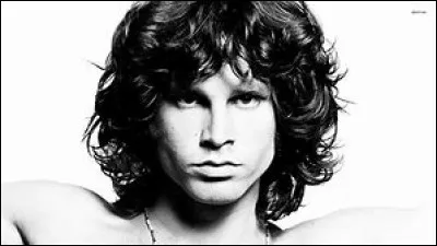Jim Morrison était le chanteur du groupe Pink Floyd.