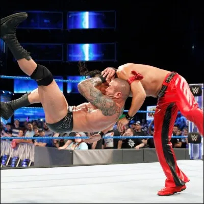 Lequel de ces hommes a le RKO comme prise de finition ?