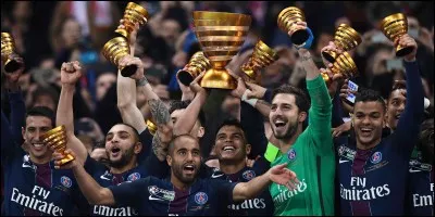 Qui a remporté sa 8e Coupe de la Ligue française contre Monaco (3 - 0) ?