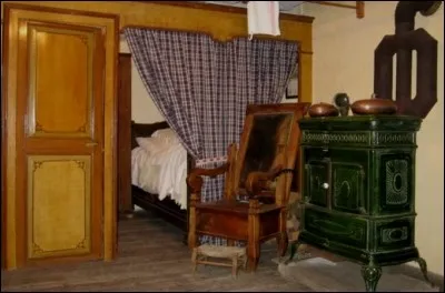 Parmi ses « inventions » figure le nom d'une pièce de la maison pourtant aujourd'hui indispensable ! Laquelle ?