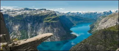 C'est le pays des fjords.