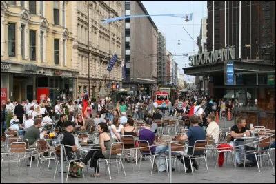 Le pays compte un peu plus de 5 millions d'habitants.