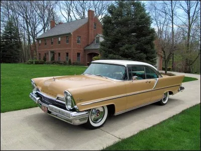 Quelle est cette voiture américaine ?