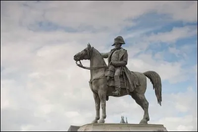 Comme chacun le sait, même pour son époque, Napoléon était petit !