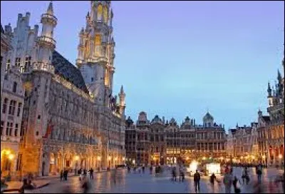 Laquelle de ces villes ne se trouve pas en Belgique ?