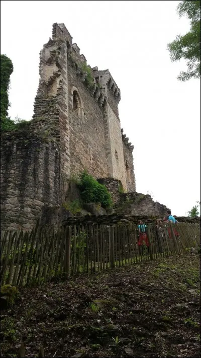 Quelle est la commune à coté de La Planche ?