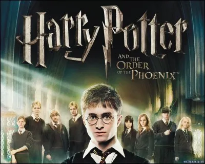 Avec qui Ginny sort-elle en premier ?