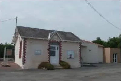 Ancienne commune, de l'ancienne région Poitou-Charentes, Ulcot se trouve dans le département ...