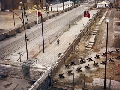 Qu'est-ce qui coupe l'Europe en deux ?