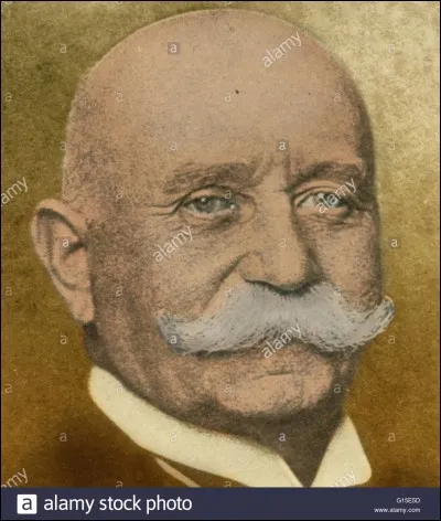 Qu'a donc inventé Ferdinand Von Zeppelin en 1900 ?