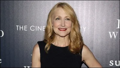 Comment s'appelle l'actrice qui interprète Ava Paige ?