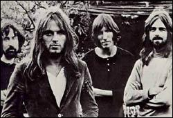 Quel animal prédomine sur la pochette de l'album 'Atom Heart Mother', de Pink Floyd ?