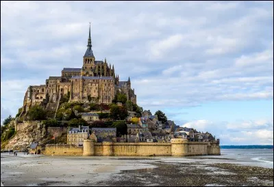 Dans quel département se trouve le Mont-Saint-Michel ?