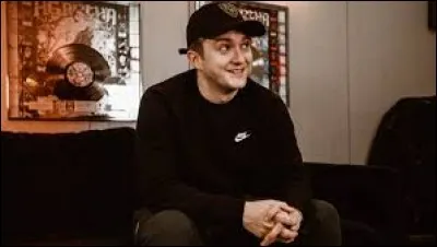 En quelle année son album "Agartha" est-il sorti?