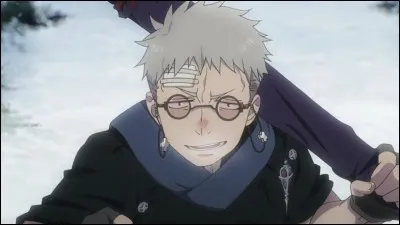 Cet homme est le père adoptif de jumeaux. Ces derniers veulent devenir les plus grands exorcistes de tous les temps. Mais il n'est pas leur vrai père. Qui est donc leur véritable paternel ?