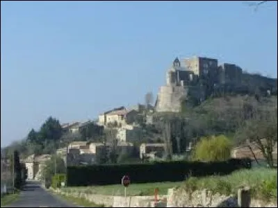 Roussas est une commune Drômoise située dans l'ancienne région ...