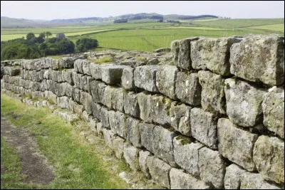 Comment s'appellent les frontières de l'Empire ?