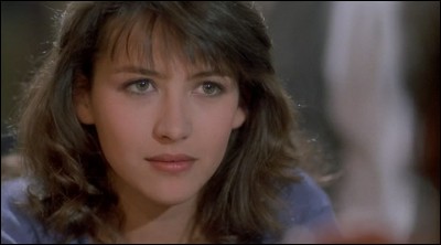 Quel acteur donne la réplique à Sophie Marceau dans le film "L'Etudiante", sorti en 1988 ?