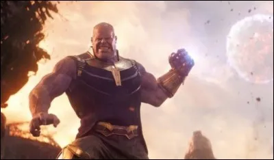Dans ce film,Thanos donne quelque chose à quelqu'un. Qu'est-ce ?