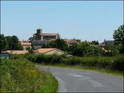 Commune de Nouvelle-Aquitaine, dans l'arrondissement de Parthenay, Gourgé se situe dans le département ...