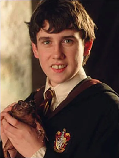 Comment s'appelle le crapaud de Neville Londubat ?