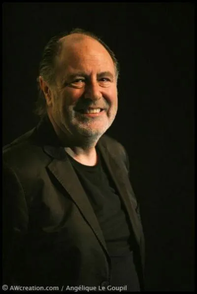 Quelle chanson ne fait pas partie de son rpertoire ?