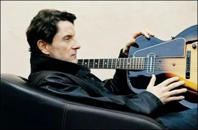 Quelle chanson ne fait pas partie de son rpertoire ?