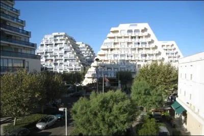 Dans quel département se trouvent ces bâtiments ?