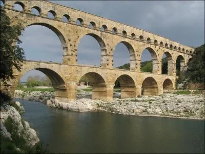 Dans quel département se trouve ce pont ?