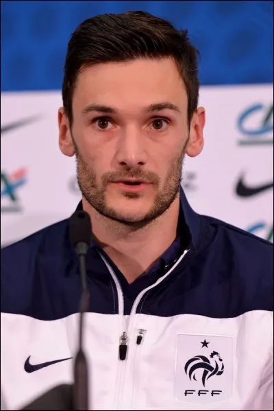 Qui est ce joueur de football ?