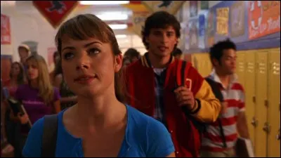 Je vous dis : h&eacute;ros, ferme, Lo&iuml;s, vous pensez &agrave; :