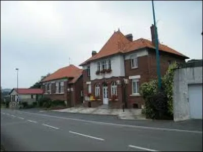 Commune de l'ancienne région Picardie, Templeux-le-Guérard se situe dans le département ...