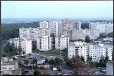 Comment appelle-t-on les habitants de Clichy-sous-Bois (Seine-Saint-Denis) ?