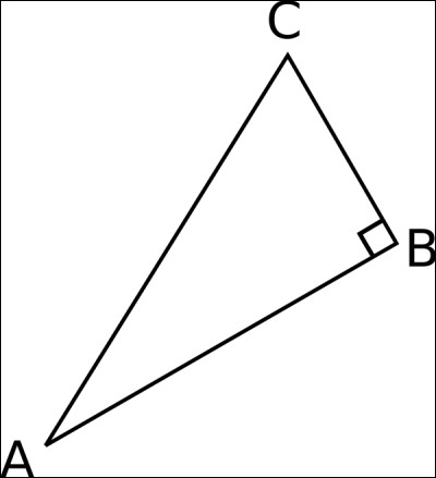 Quelle formule utilise-t-on pour trouver la longueur de l'hypoténuse du triangle ABC rectangle en B ?