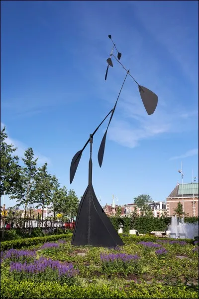 Qui a créé cette uvre d'art ?