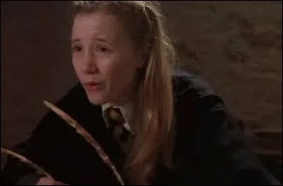 Qui Hannah et Ernie accusent-ils d'&ecirc;tre le descendant de Salazar Serpentard ?