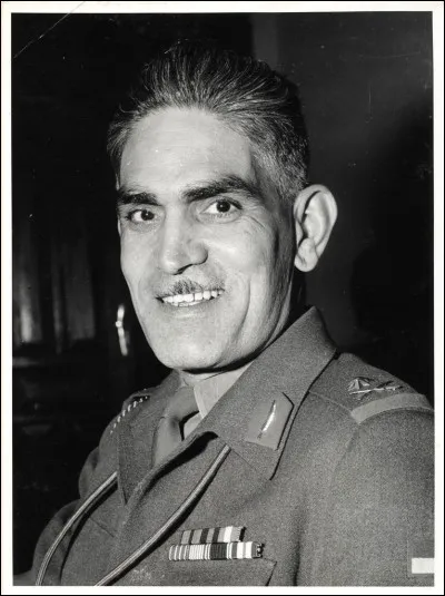 Le pays, indépendant en 1932, a d'abord été une monarchie, renversée par un coup d'Etat militaire en 1958. C'est :