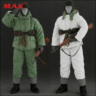 Les soldats avaient-t-ils des armes et des vêtements modernes au début de la guerre ?