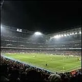 Quelle quipe volue dans ce stade ?