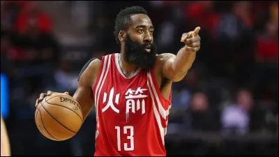 Dans quel club joue James Harden en 2018 ?