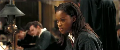 Comment s'appelle-t-elle ?