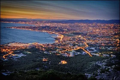 Y a-t-il beaucoup de soleil à Marseille ?