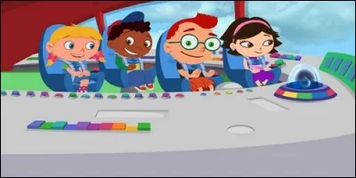 Le vaisseau magique rouge dans "Les Petits Einstein" se nomme Fusée.