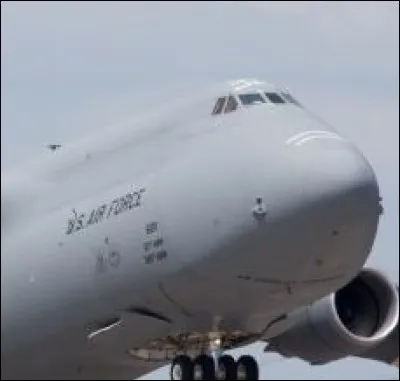 Cet avion est un ...