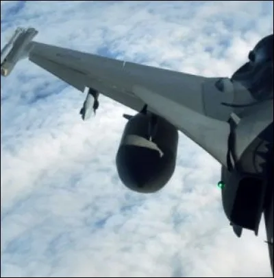 Cet avion est un ...