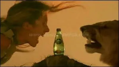 Quelle chanson illustrait le célèbre spot de pub pour Perrier dans lequel on voyait une femme disputer une bouteille à un lion ?