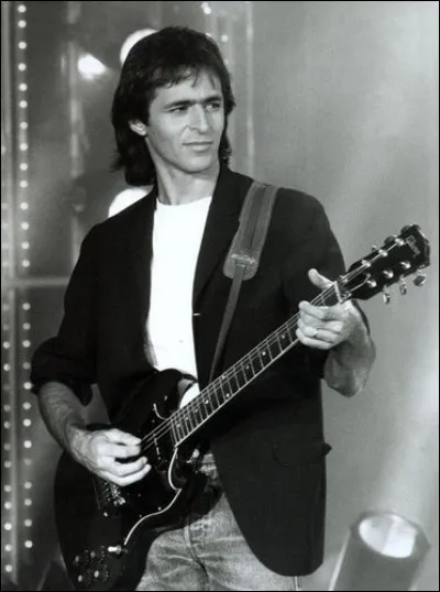 De quelle chanson sont tirées les mots "Regarde ma vie, tu la vois face à face, dis-moi ton avis, que veux-tu que j'y fasse..." ?