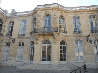 Quel est le nom de la résidence du Premier ministre français ?