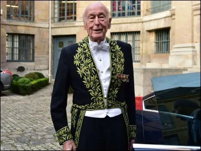 Quelle a été la durée du mandat présidentiel de Valéry Giscard d'Estaing ?