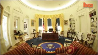 Quel est le nom du bureau où officie le président américain ?